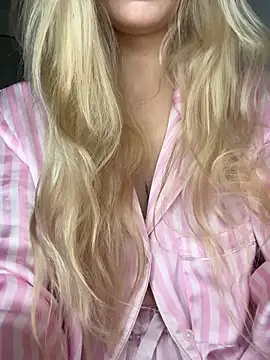 Bellalolahot online show from March 27, 9:21 am