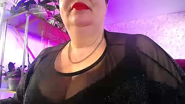  Sweet Woman online show from February 2, 6:45 am