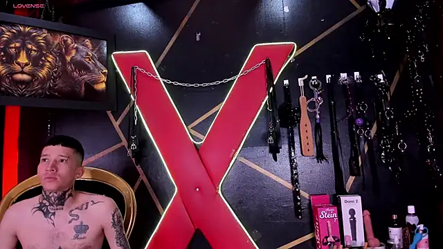 alexa n alex online show from April 28, 8:57 pm