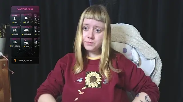 June shy0 online show from November 19, 8:14 am