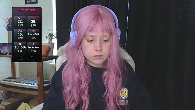 June shy0 online show from September 25, 7:07 am