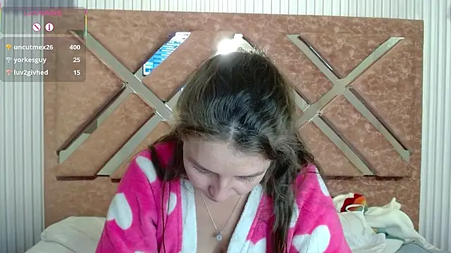  isaabellaa online show from April 29, 5:30 pm