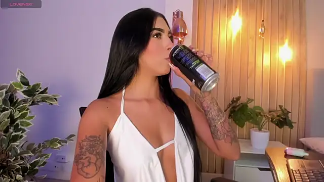 AriRobert  online show from October 10, 3:44 am