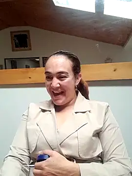 skayhot  online show from April 13, 1:01 pm