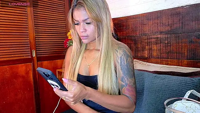 Celeste sanz online show from November 13, 10:47 am