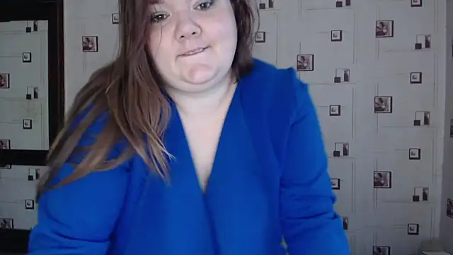 Snapshot of TasyaBigTTs chatting on October 20, 1:47 pm TasyaBigTTs online show from October 20, 1:47 pm