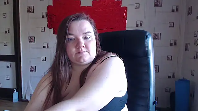 Snapshot of TasyaBigTTs chatting on September 21, 9:52 am TasyaBigTTs online show from September 21, 9:52 am