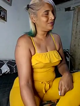 Goodgirlsue 77 online show from April 24, 5:05 pm