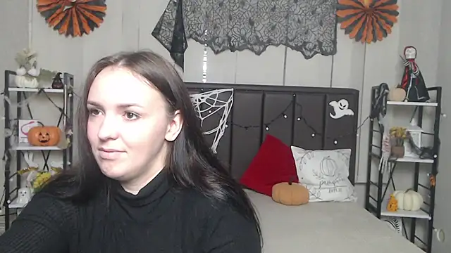 IsabelBlackberry online show from November 9, 7:15 am