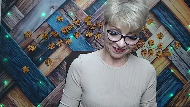 EllaBonito online show from December 1, 6:28 am