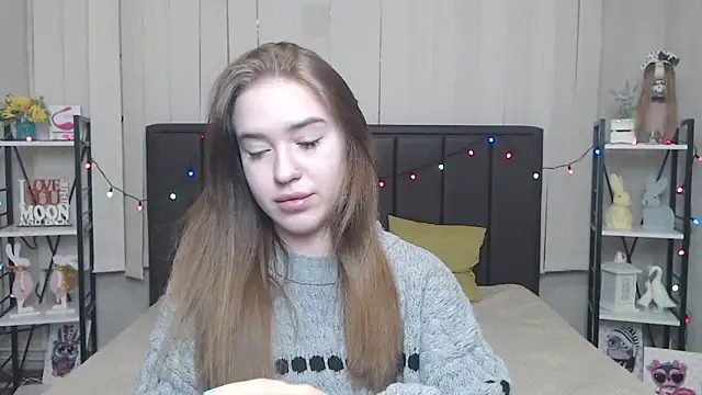 LauraHlot online show from September 10, 5:51 am