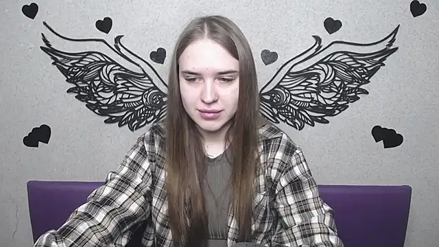 LauraHlot online show from April 22, 5:37 am