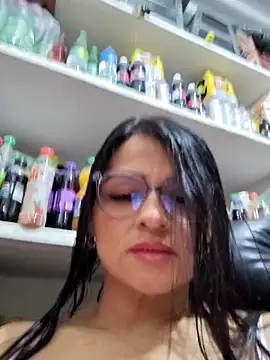 Linda Lars online show from February 21, 2:12 am