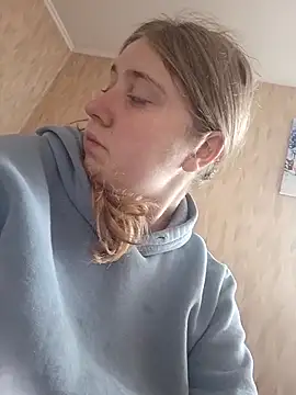 AnastasiaSky19 online show from April 25, 8:39 am