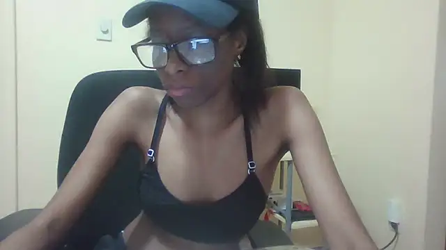 weeklyrush28 online show from March 19, 11:47 am