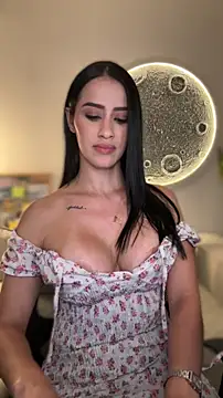 SarahhSmitth1 online show from April 21, 1:42 am