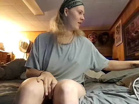 Ryan and Aurora online show from June 12, 1:52 pm