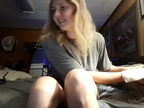Ryan and Aurora online show from June 5, 1:06 pm