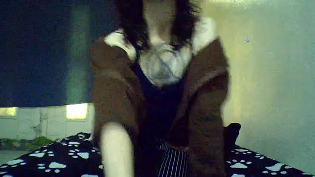 CELEna098rs707 online show from April 19, 9:06 pm