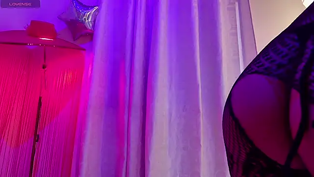 Horny tgn online show from April 18, 7:58 pm