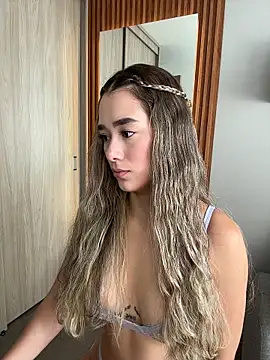 FridaKlein online show from January 11, 2:33 pm