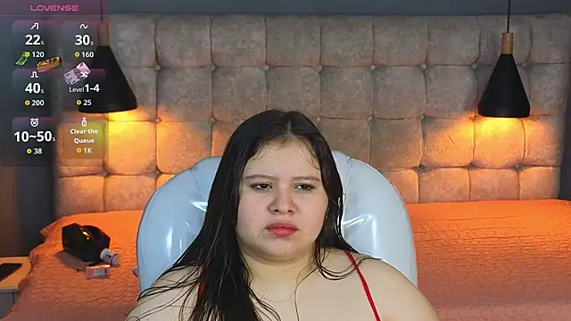Snapshot of Laia_and_Aloby chatting on September 9, 10:42 pm Laia and Aloby online show from September 9, 10:42 pm