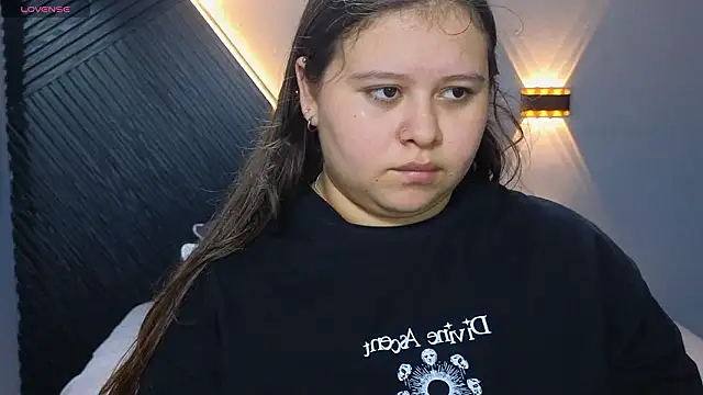 Laia and Aloby online show from March 3, 10:16 pm