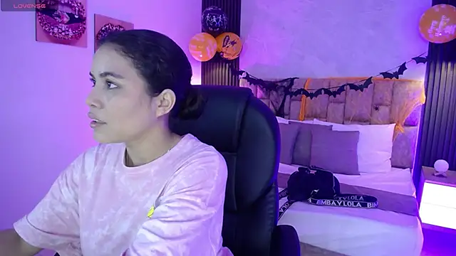 natasha  jackson online show from October 9, 12:42 pm