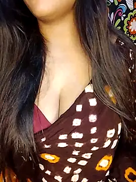 Sreya213 online show from April 25, 6:16 pm