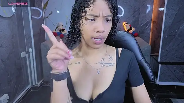 Violeth b online show from April 27, 12:57 pm