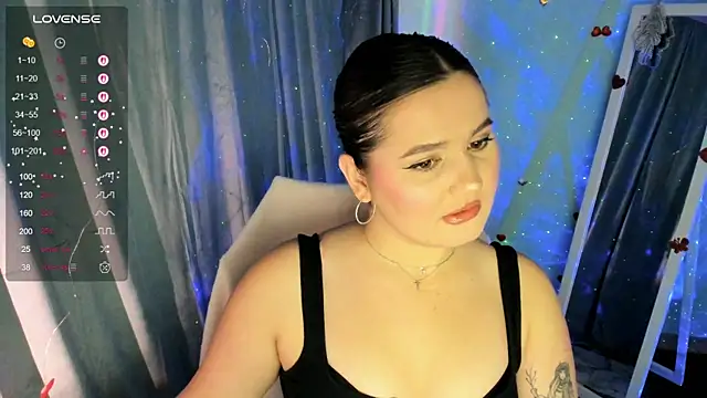 Snapshot of Lei_White chatting on October 9, 10:03 pm Lei White online show from October 9, 10:03 pm