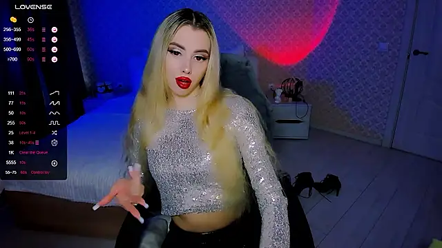 Emilia Klar online show from March 7, 8:10 am