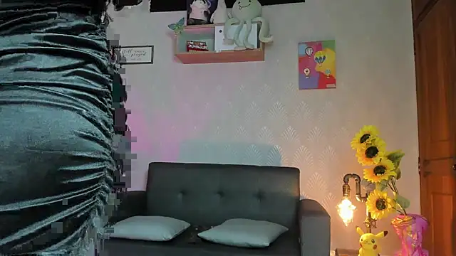 Alaia Love77 online show from April 23, 9:50 pm