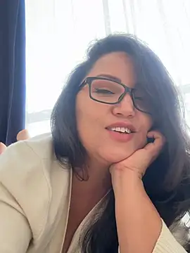 Annaa rosee online show from April 20, 6:22 pm