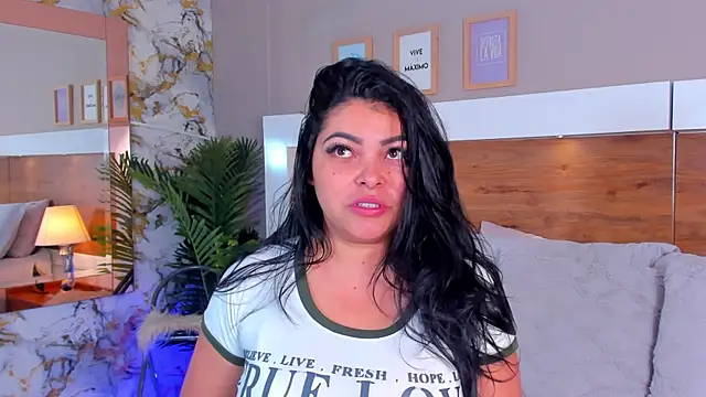 EmaBakker online show from October 28, 12:11 pm