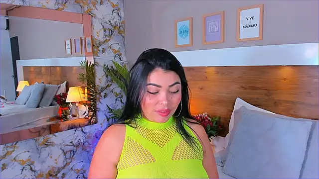 EmaBakker online show from February 19, 10:15 am