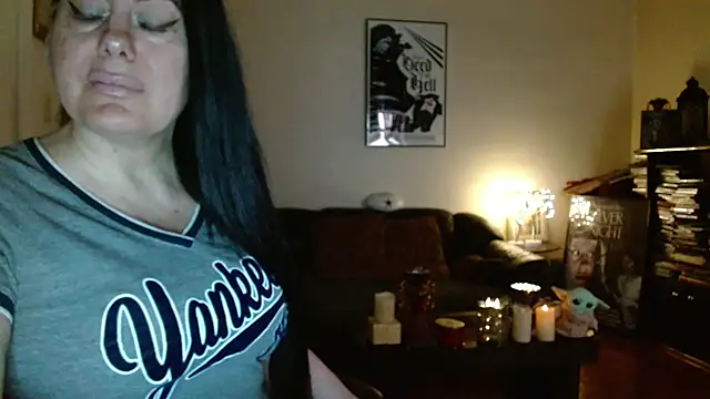 mandaloriangirls online show from April 2, 4:26 pm