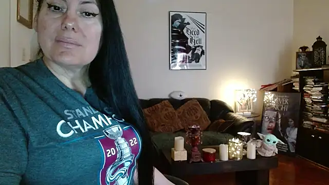 mandaloriangirls online show from April 22, 5:32 pm