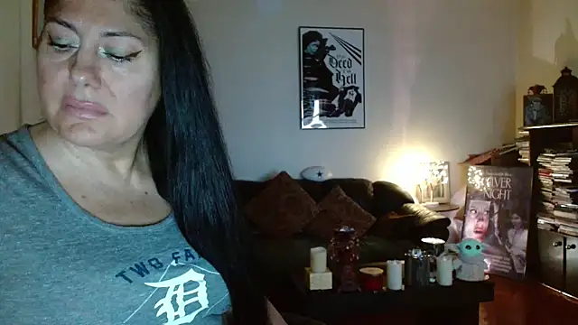 mandaloriangirls online show from July 27, 5:32 pm