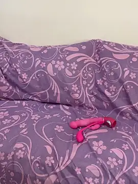 Rahaf80 online show from March 24, 4:45 pm