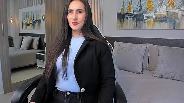 SaraGomez1 online show from July 21, 4:30 pm