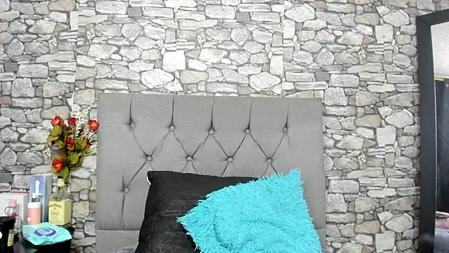 Snapshot of your_angel7 chatting on September 24, 3:05 am your angel7 online show from September 24, 3:05 am