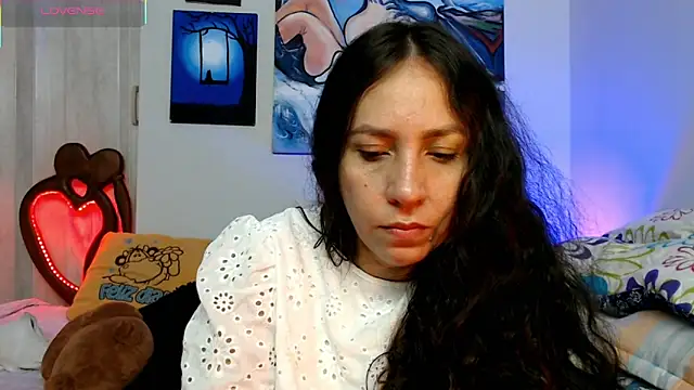 naihroby online show from February 11, 6:48 am