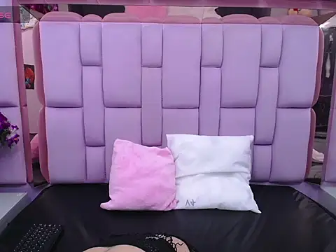 CataleyaLars20 online show from April 23, 1:13 pm