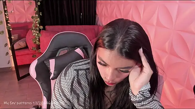 NattGomez online show from June 25, 1:38 am