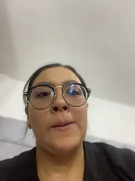 Abigail Cowen online show from April 24, 11:51 pm