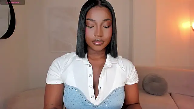 SavannahStorm online show from June 13, 7:55 pm