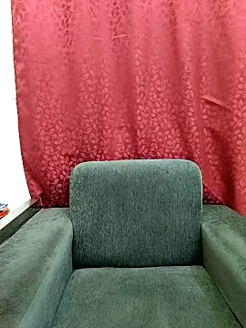 Cute Kritika online show from April 21, 5:03 am