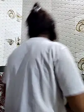 illay love online show from September 29, 2:33 pm