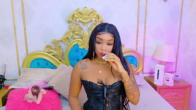 SalomeRestrepo online show from October 29, 4:39 am